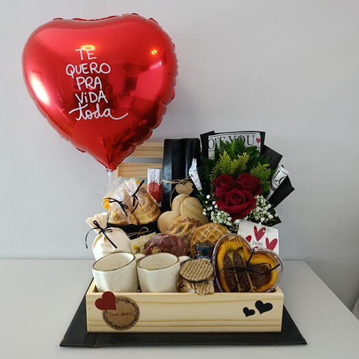 Cesta de Cafe da Manha Dia dos Namorados - Casal Premium