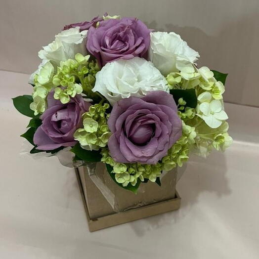 Arranjo de Lisianthus e Hortênsias