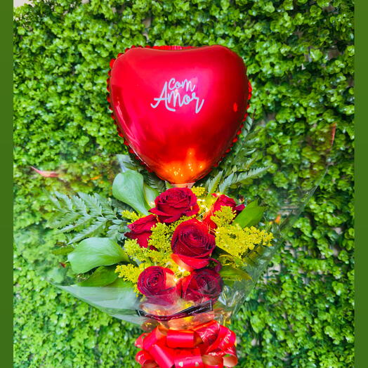 Buquê Iluminada com Amor - Rosas Vermelhas