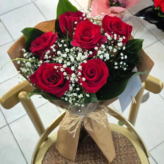 Buquê de 6 Rosas Importadas