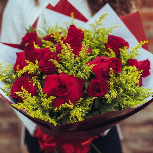 BUQUE DE ROSAS GR 12 un